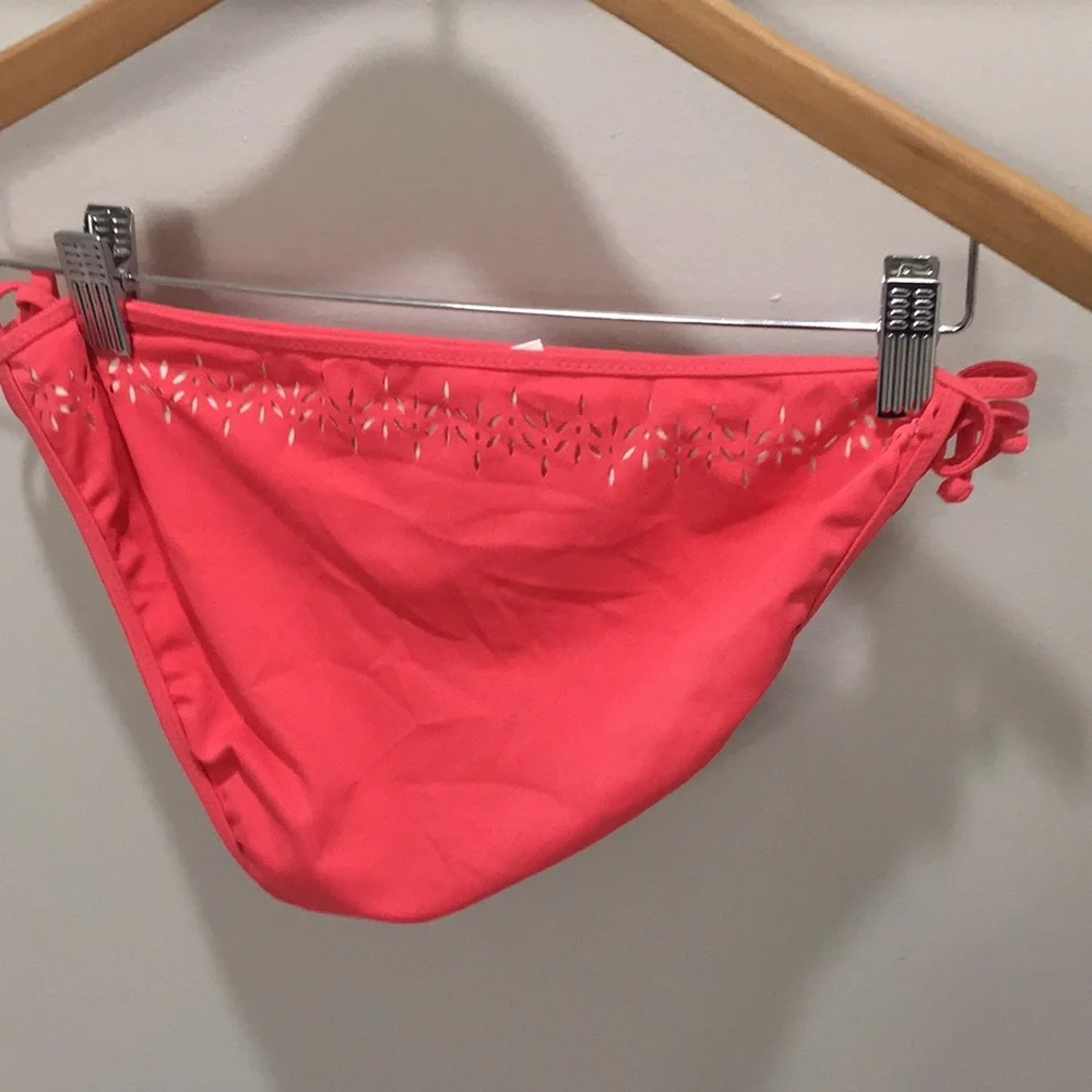 J. Crew Laser Cut Bikini Bottom Sz L EUC